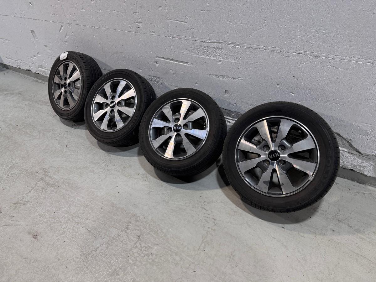 4 stk. Kia originalfelger med sommerdekk – 165/60 R14