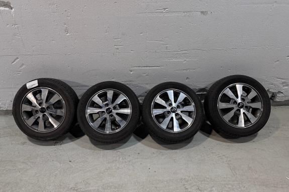 4 stk. Kia originalfelger med sommerdekk – 165/60 R14