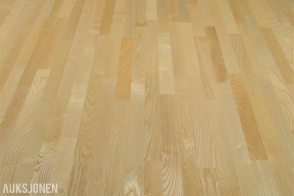 3 Stavs Parkett Ask eleganse - 81m2