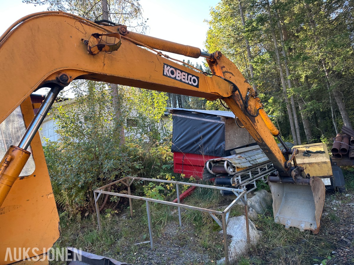 Kobelco k903B gravemaskin