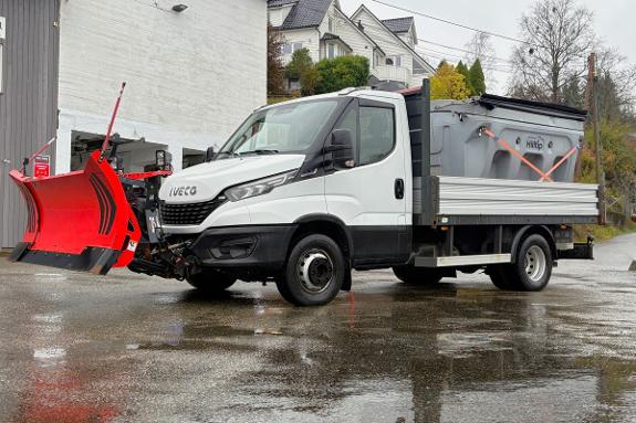 2019 Iveco Daily planbil m/ Hilltip IceStriker og Western Wide-Out brøyteplog - EU godkjent til 04.11.2026