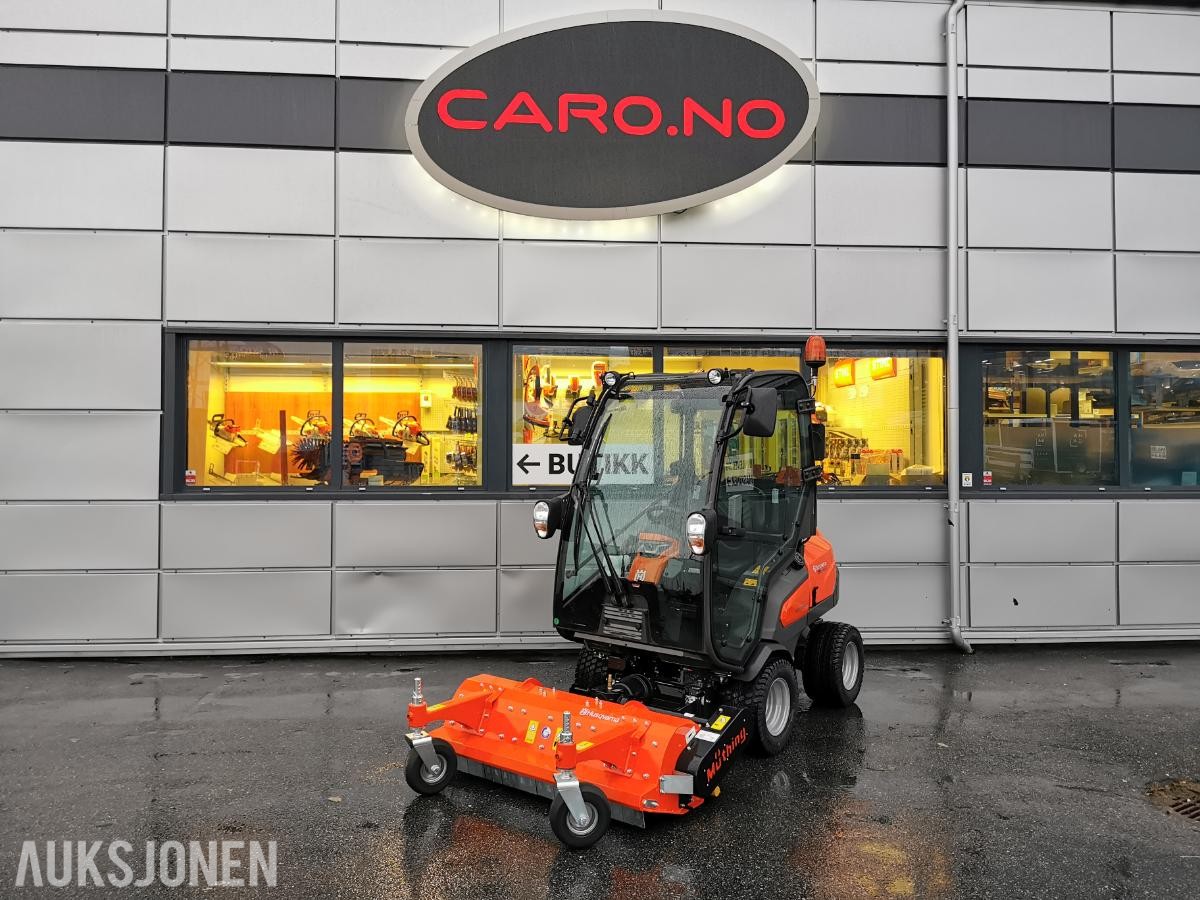 2024 Husqvarna P 525 DX med hytte - Midjestyrt - UTSTILLINGSMODELL