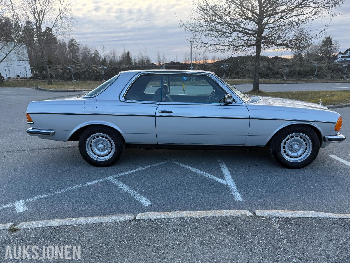 1983 Mercedes-Benz 230 CE 2.3 bensin Automat eu ok til 05.2027