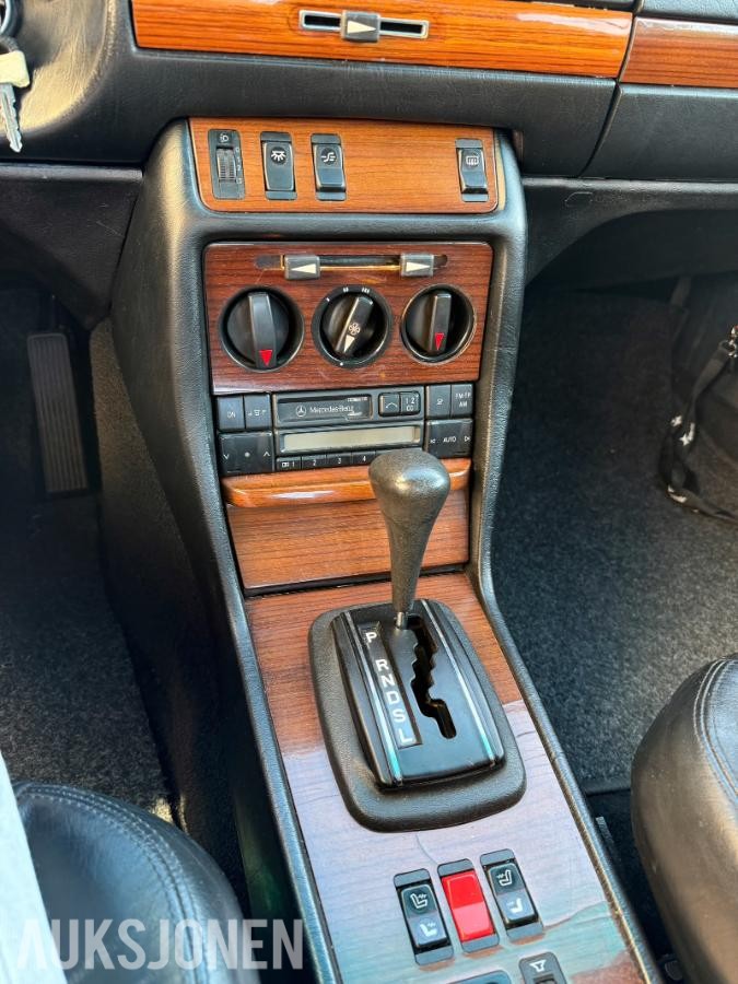 1983 Mercedes-Benz 230 CE 2.3 bensin Automat eu ok til 05.2027