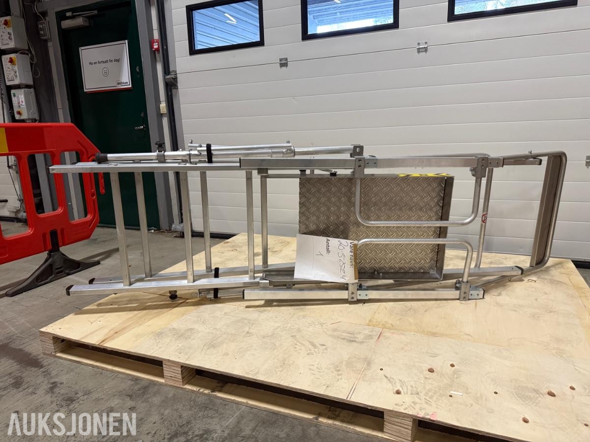 MUNK FlexxStep Arbeidsplattform/leider m/port, 4 trinn.