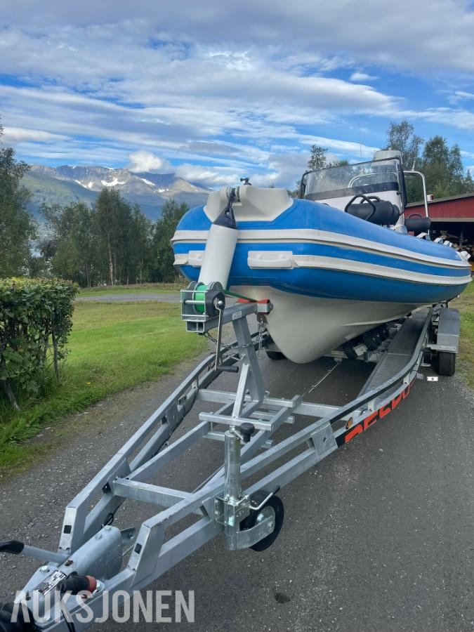Joker Coaster 650 med Suzuki 200HK (32,2 timer) - 10 Seter - Henger - Radar
