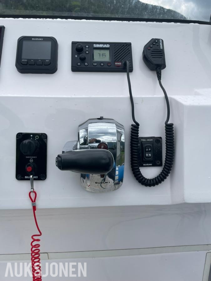 Joker Coaster 650 med Suzuki 200HK (32,2 timer) - 10 Seter - Henger - Radar