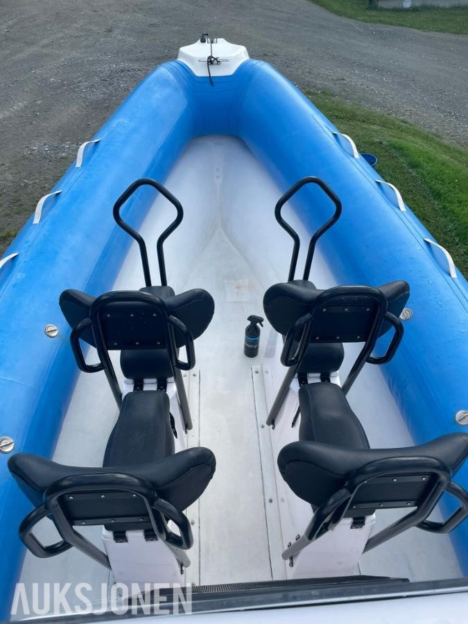 Joker Coaster 650 med Suzuki 200HK (32,2 timer) - 10 Seter - Henger - Radar