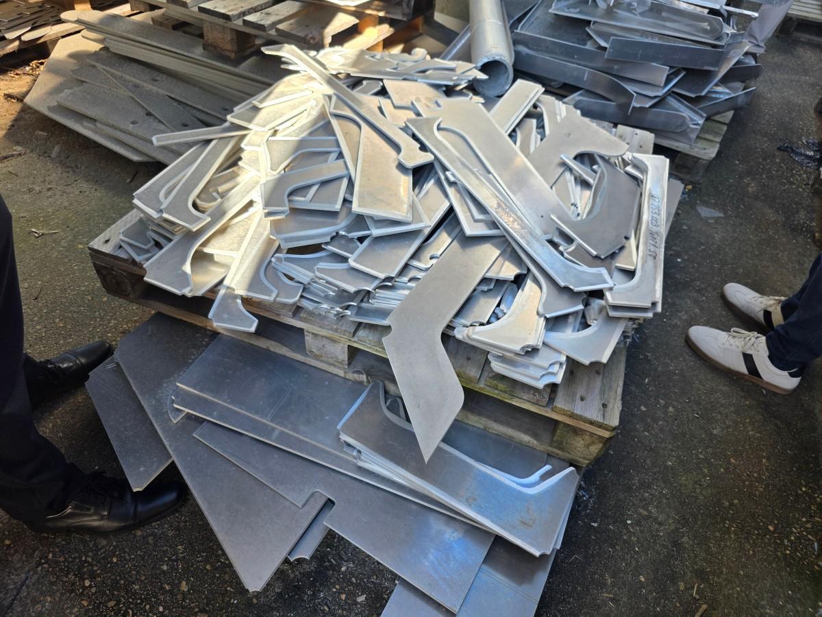 2023 Katamaran Skrog 39x11m Aluminium