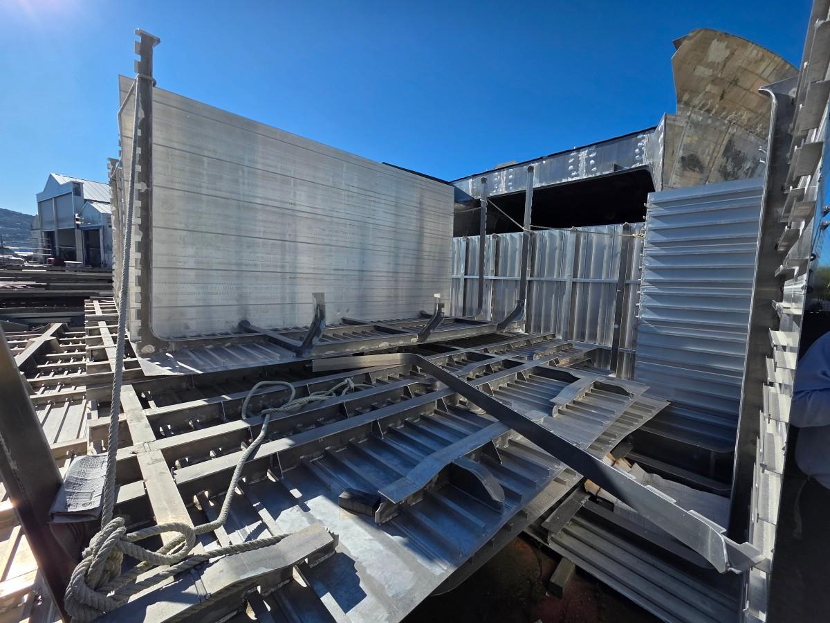 2023 Katamaran Skrog 39x11m Aluminium