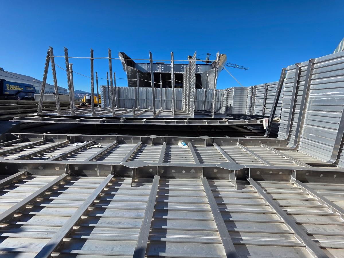 2023 Katamaran Skrog 39x11m Aluminium