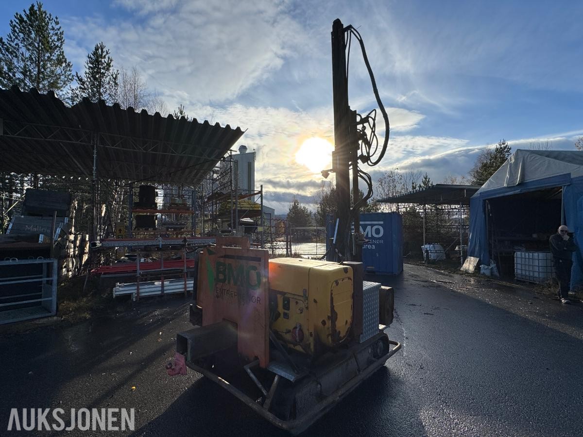 2012 Gayk HRE 4000 hydraulisk borerigg/Rekkverksrigg / 2683 timer