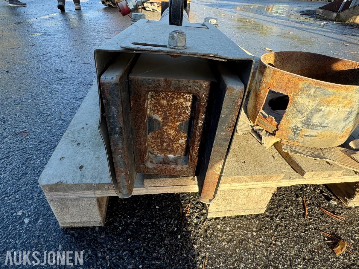2012 Gayk HRE 4000 hydraulisk borerigg/Rekkverksrigg / 2683 timer