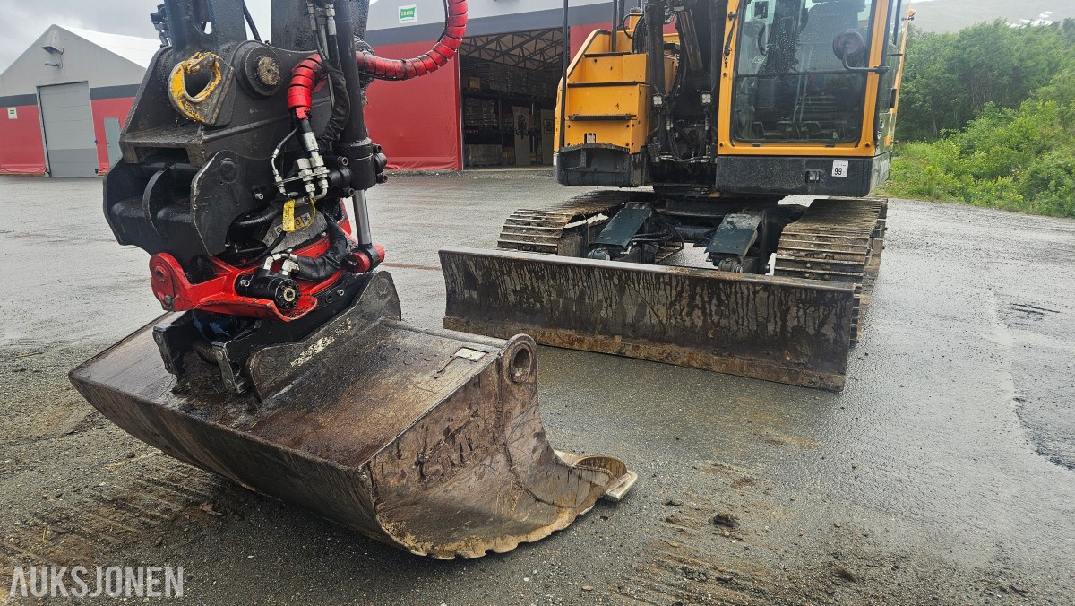 2023 Hyundai HX130A LCR - rototilt, sentralsmøring, to-delt bom ++
