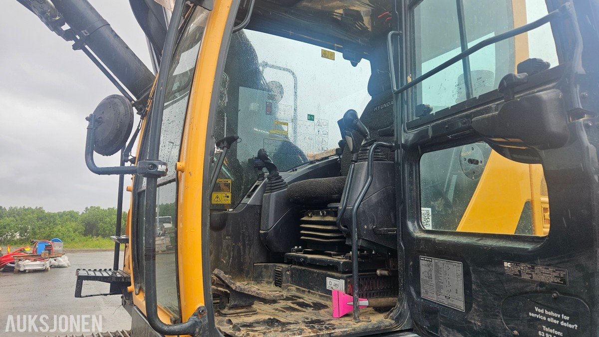 2023 Hyundai HX130A LCR - rototilt, sentralsmøring, to-delt bom ++