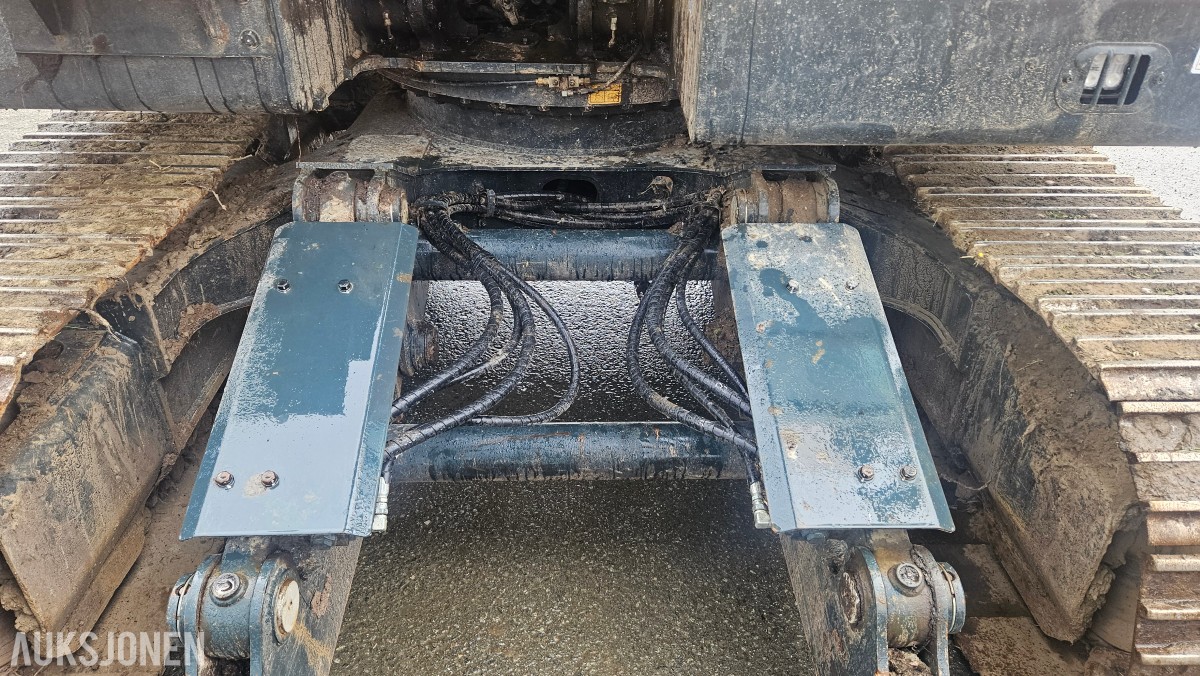 2023 Hyundai HX130A LCR - rototilt, sentralsmøring, to-delt bom ++