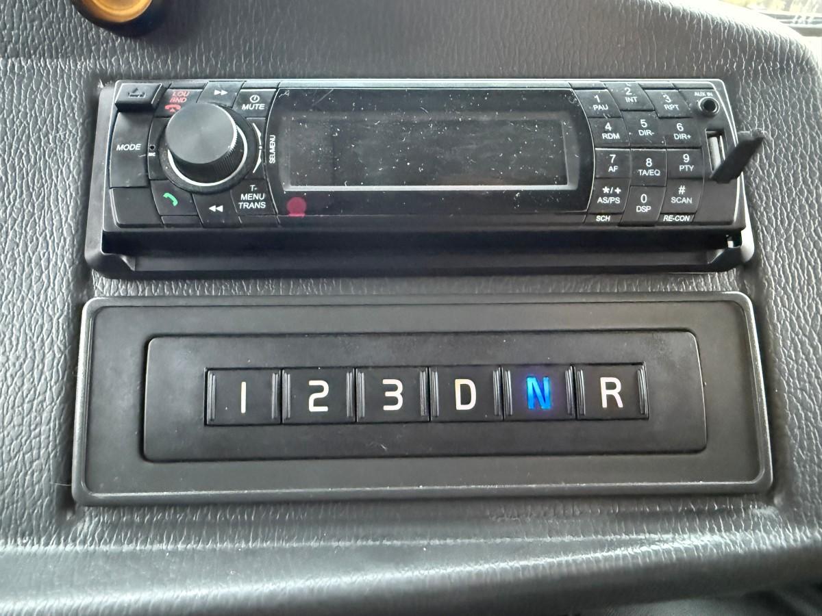 2013 Volvo 8900 B7R 