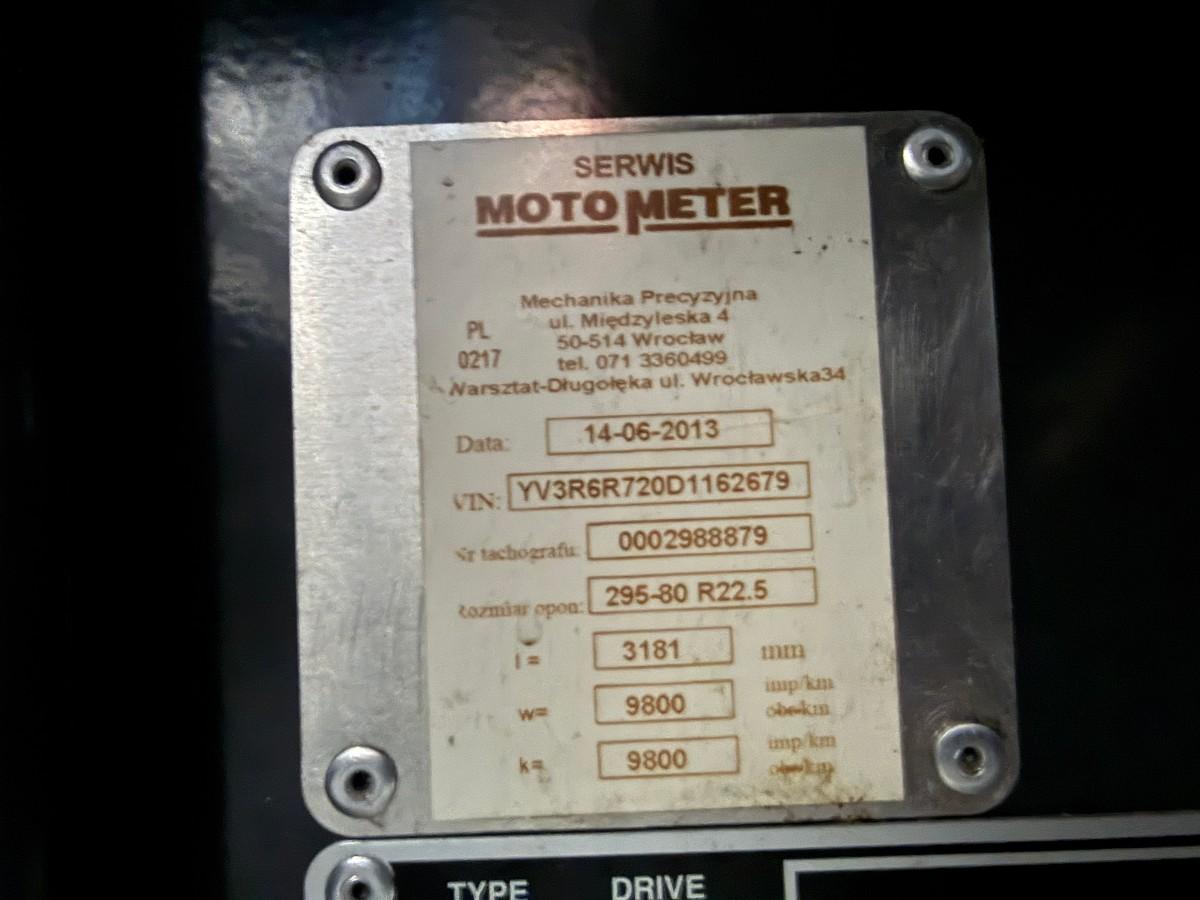2013 Volvo 8900 B7R 