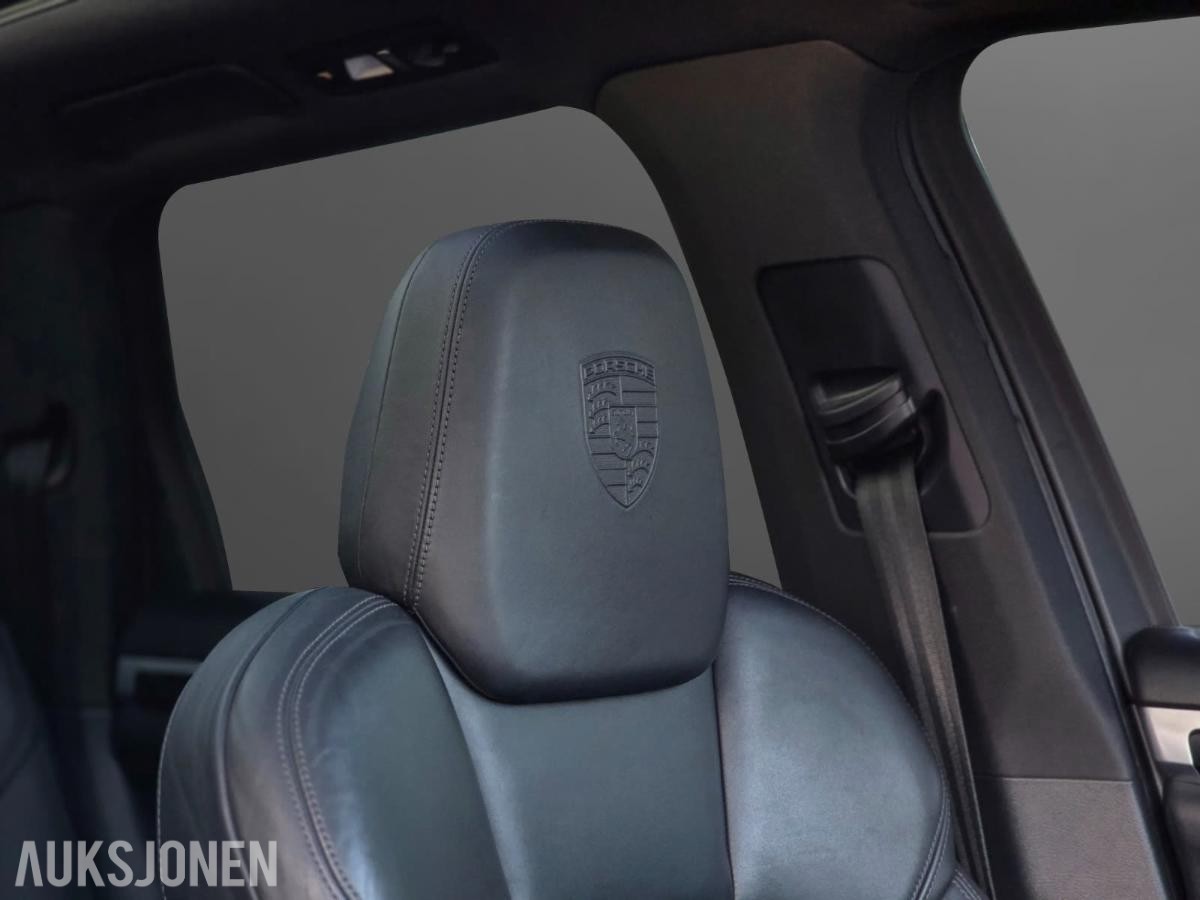 2016 Porsche Cayenne S 3.0 E-Hybrid 416hk cruisekontroll ryggekamera soltak