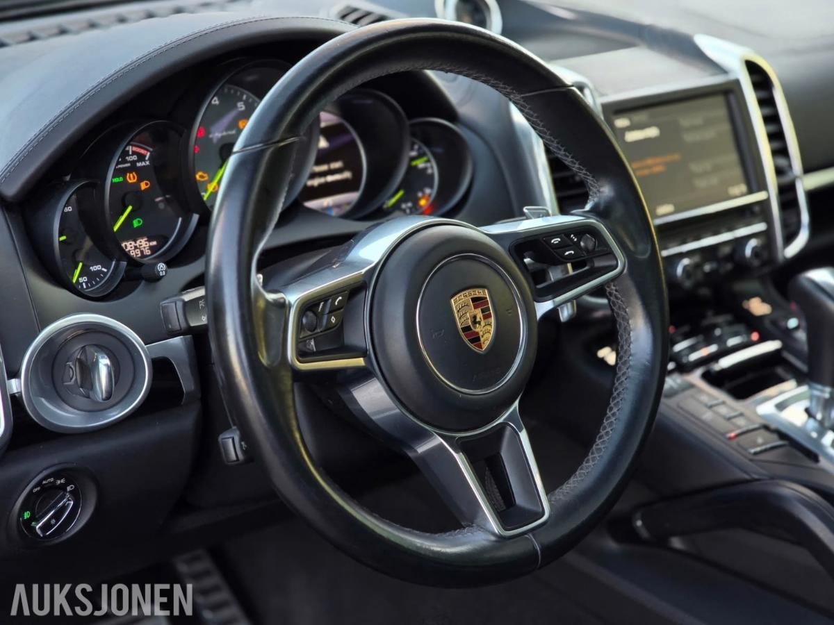 2016 Porsche Cayenne S 3.0 E-Hybrid 416hk cruisekontroll ryggekamera soltak