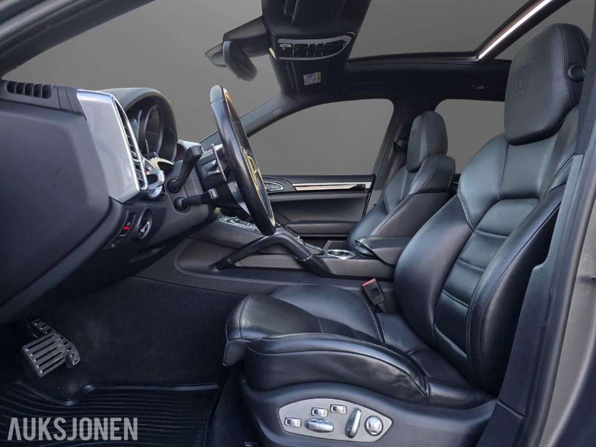 2016 Porsche Cayenne S 3.0 E-Hybrid 416hk cruisekontroll ryggekamera soltak