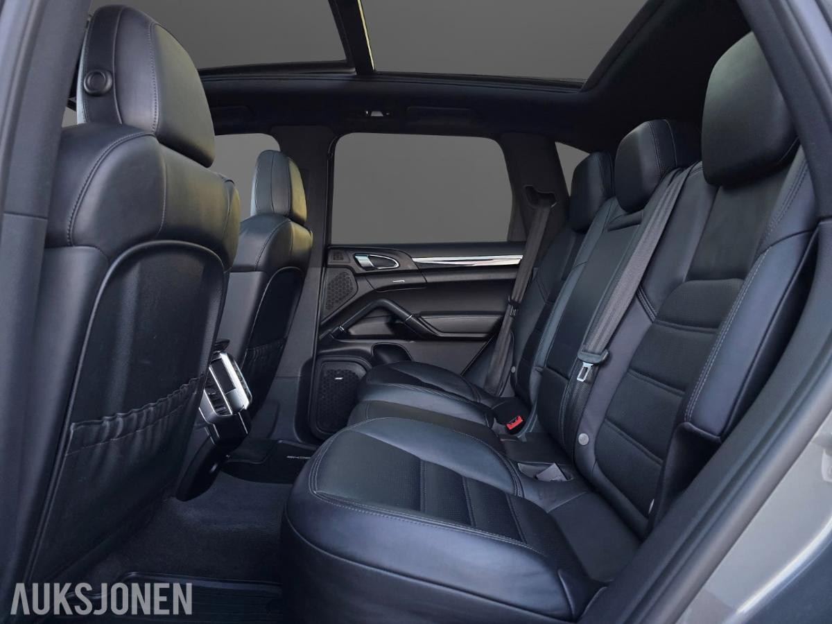 2016 Porsche Cayenne S 3.0 E-Hybrid 416hk cruisekontroll ryggekamera soltak