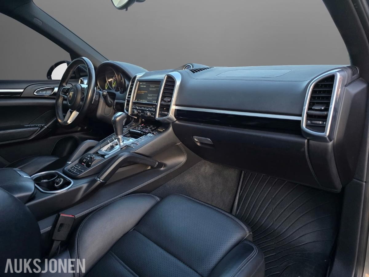 2016 Porsche Cayenne S 3.0 E-Hybrid 416hk cruisekontroll ryggekamera soltak