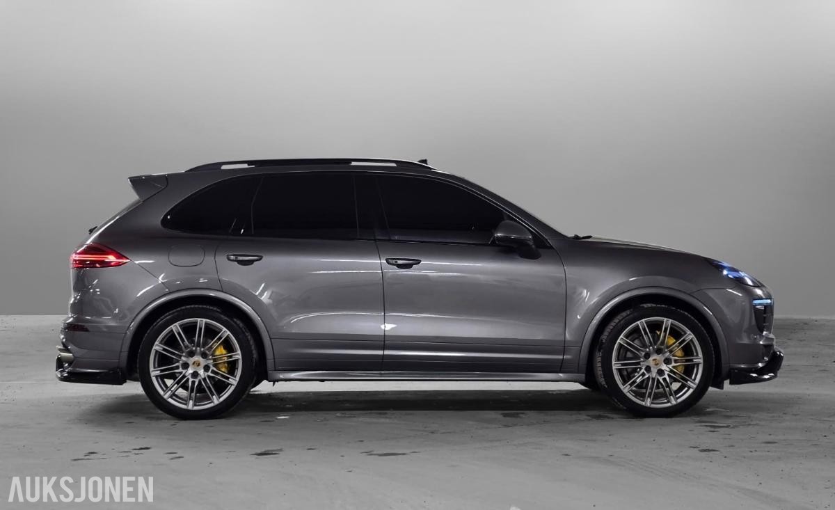 2016 Porsche Cayenne S 3.0 E-Hybrid 416hk cruisekontroll ryggekamera soltak