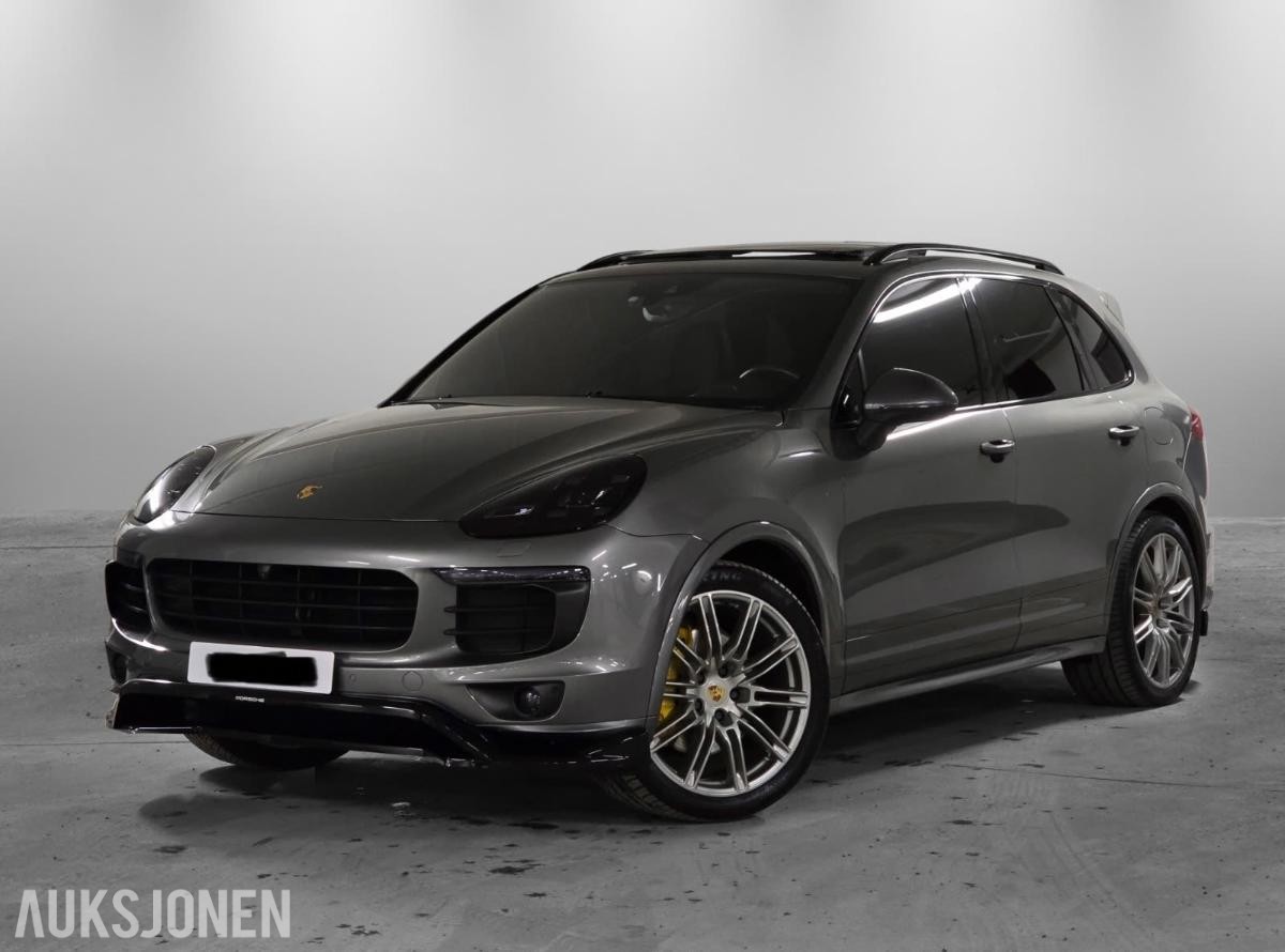 2016 Porsche Cayenne S 3.0 E-Hybrid 416hk cruisekontroll ryggekamera soltak