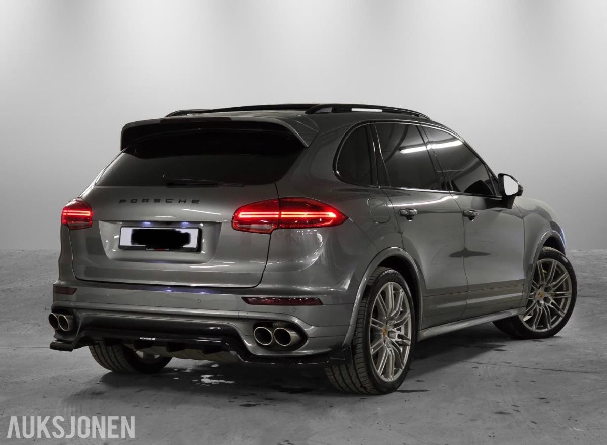 2016 Porsche Cayenne S 3.0 E-Hybrid 416hk cruisekontroll ryggekamera soltak