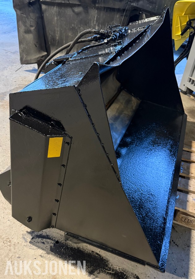 2000 Hymax Hymas Sandspreder skuffe 650 Liter