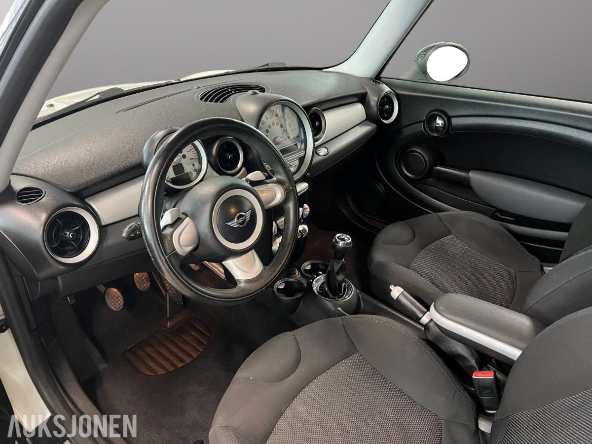 2008 Mini Cooper 1.6 120HK KUN 112.750km MANUELL