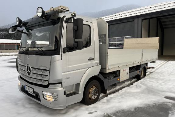 2016 Mercedes-Benz Atego 816 planbil med Zepro løftelem - C1 førarkort - Eu godkjent