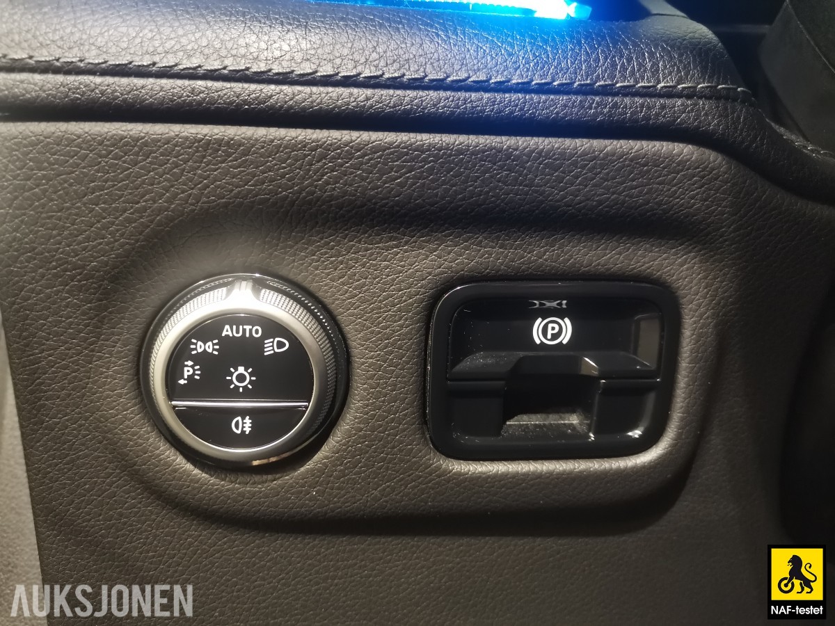 2025 Mercedes-Benz EQE 350 4MATIC HENGERFESTE KAMERA RATTVARME ACC