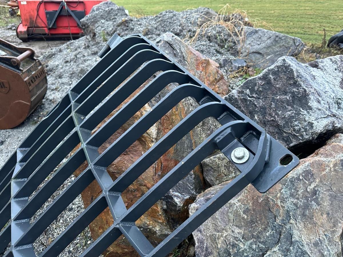 2019 Eurocomach 100TR 10-tonns gravemaskin, S50, 2 skuffer, Pigghammer