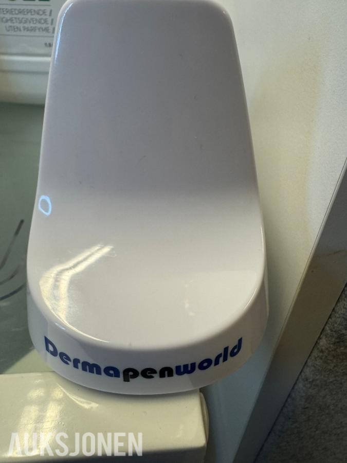 DermaPen 4