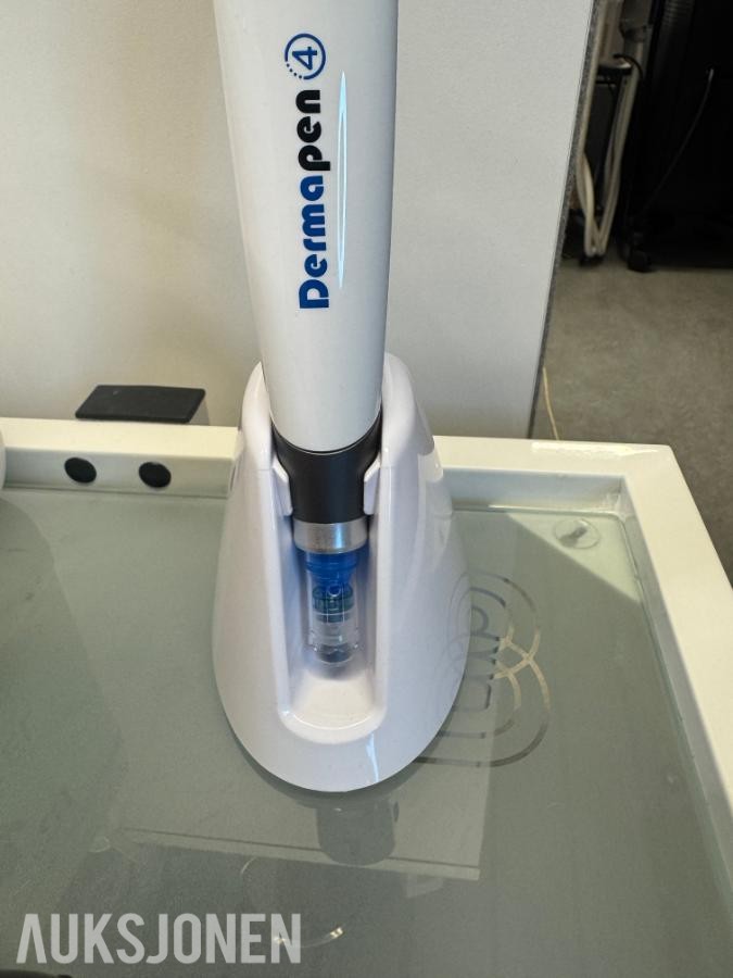 DermaPen 4