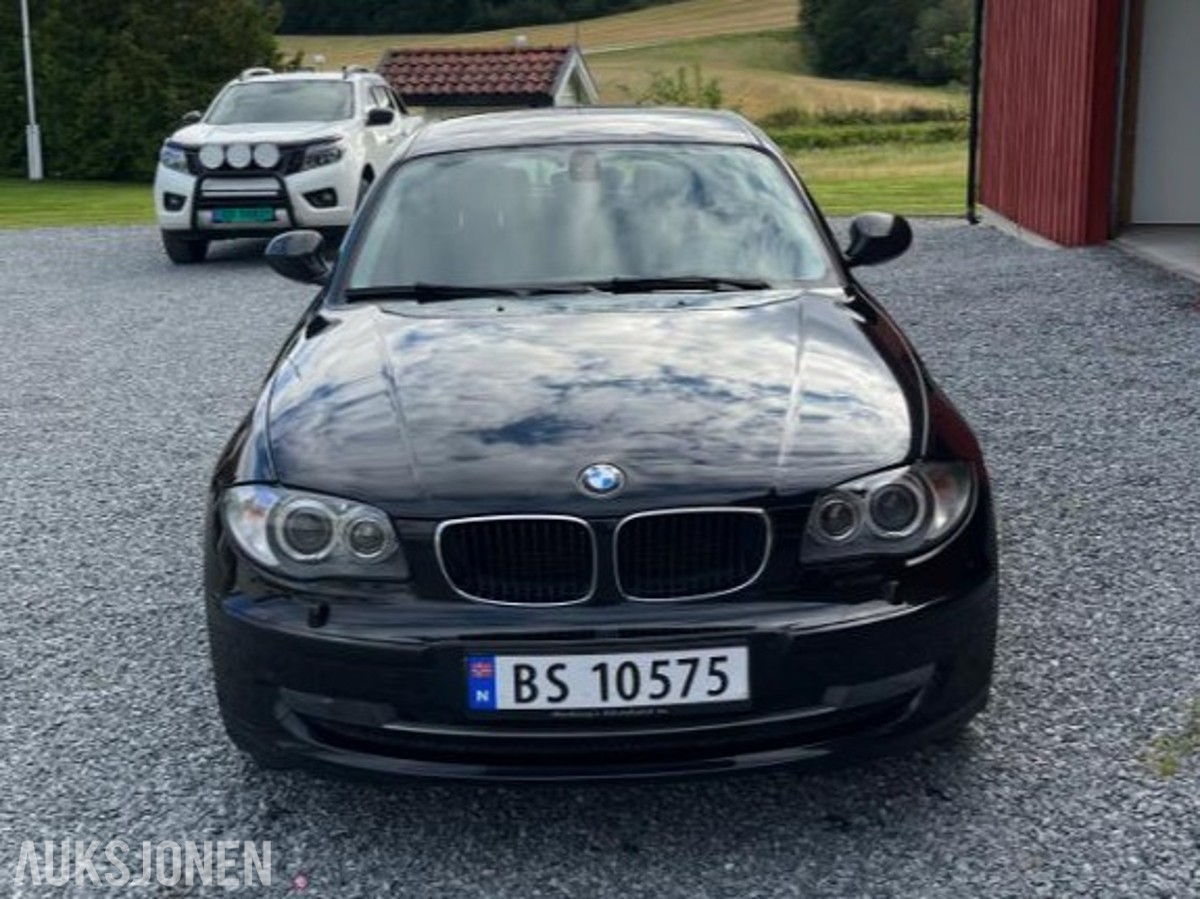 2010 BMW 116D 2.0 116hk Cruise control Nye sommerdekk,  Vinterdekk