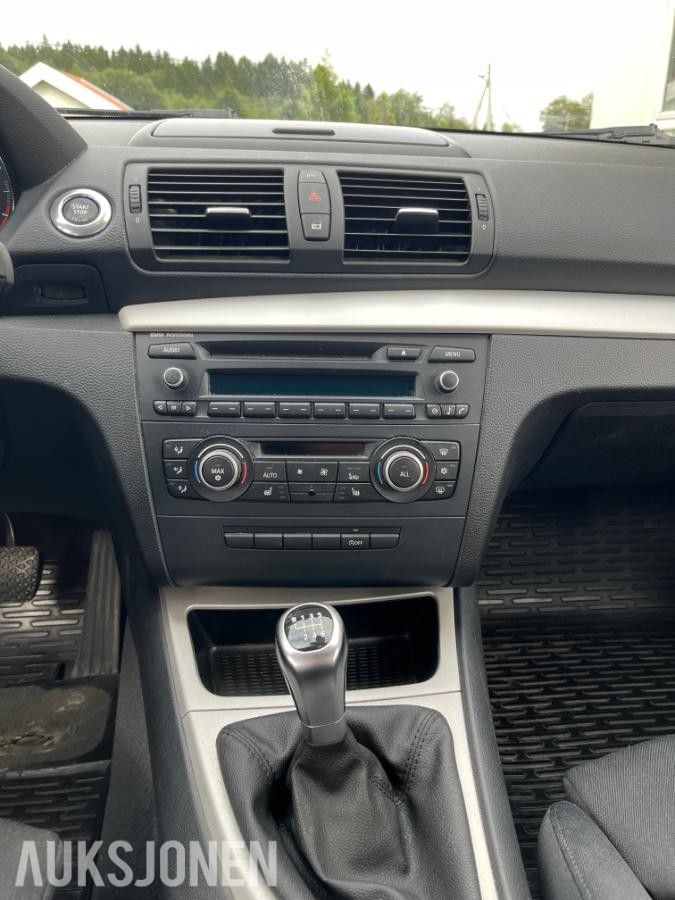 2010 BMW 116D 2.0 116hk Cruise control Nye sommerdekk,  Vinterdekk