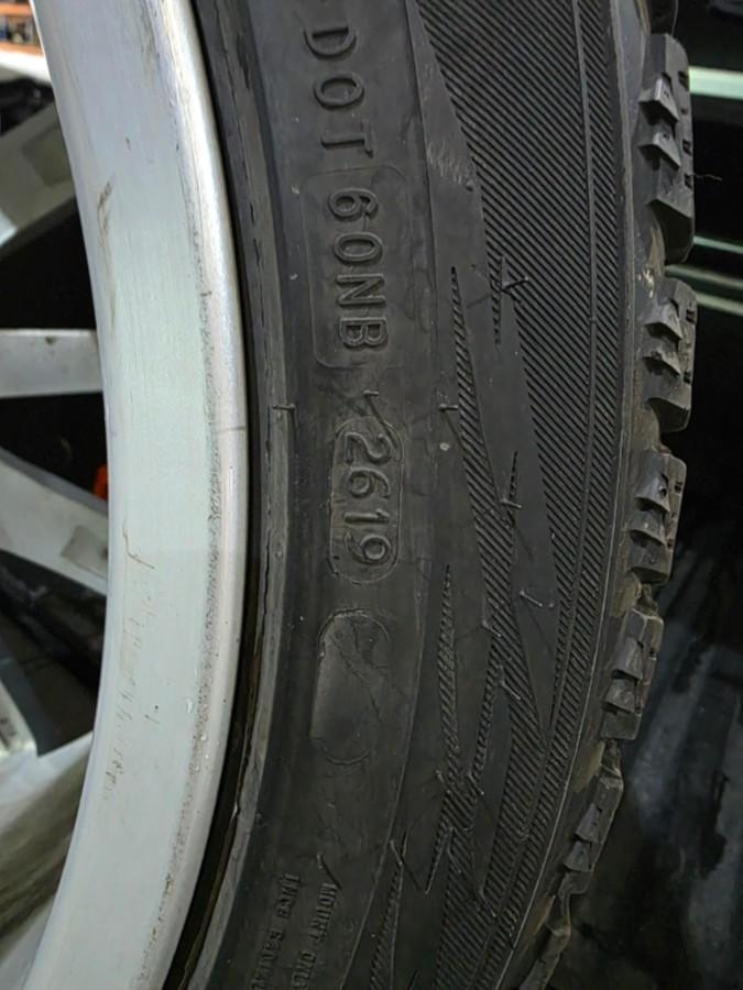 Originale Audi RS6 / RS7 felger med 265/40R21 Nokian piggfri vinterdekk