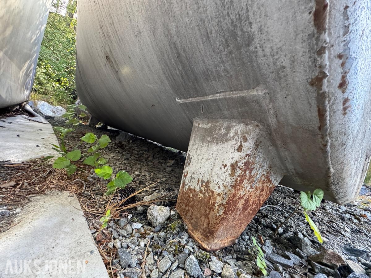 1982 Dieseltank 5000 liter med pumpe