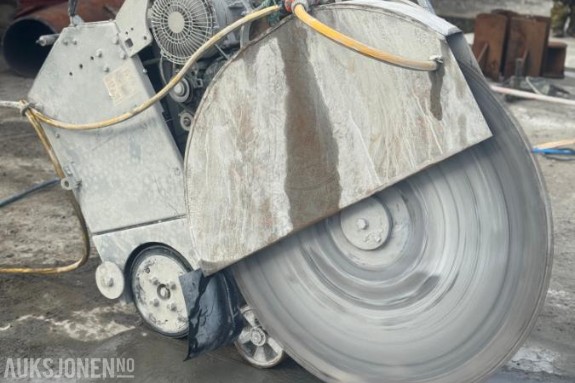 2015 Gulvsag Lissmac Multicut 450