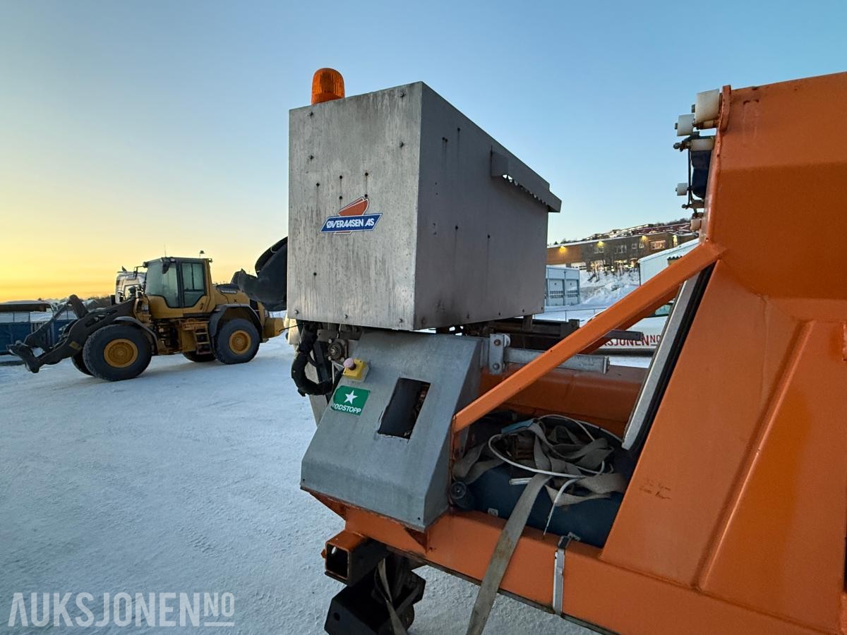Schmidt Stratos kombispreder med varme på krokramme