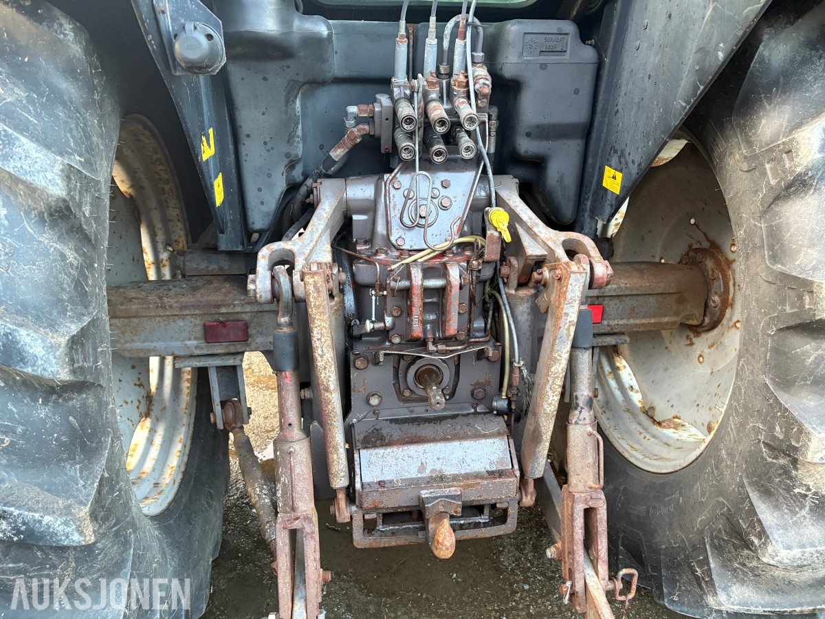 1995 Massey Ferguson 6170