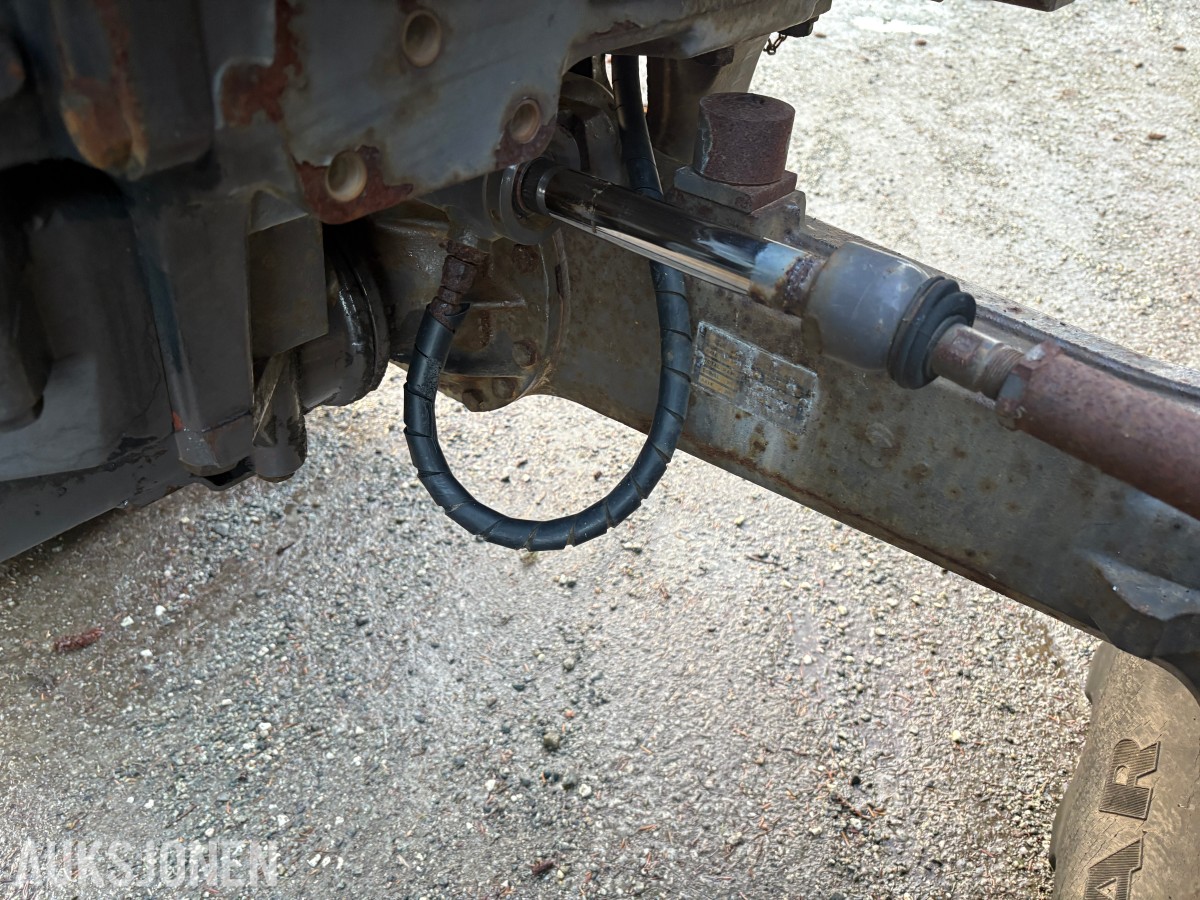 1995 Massey Ferguson 6170