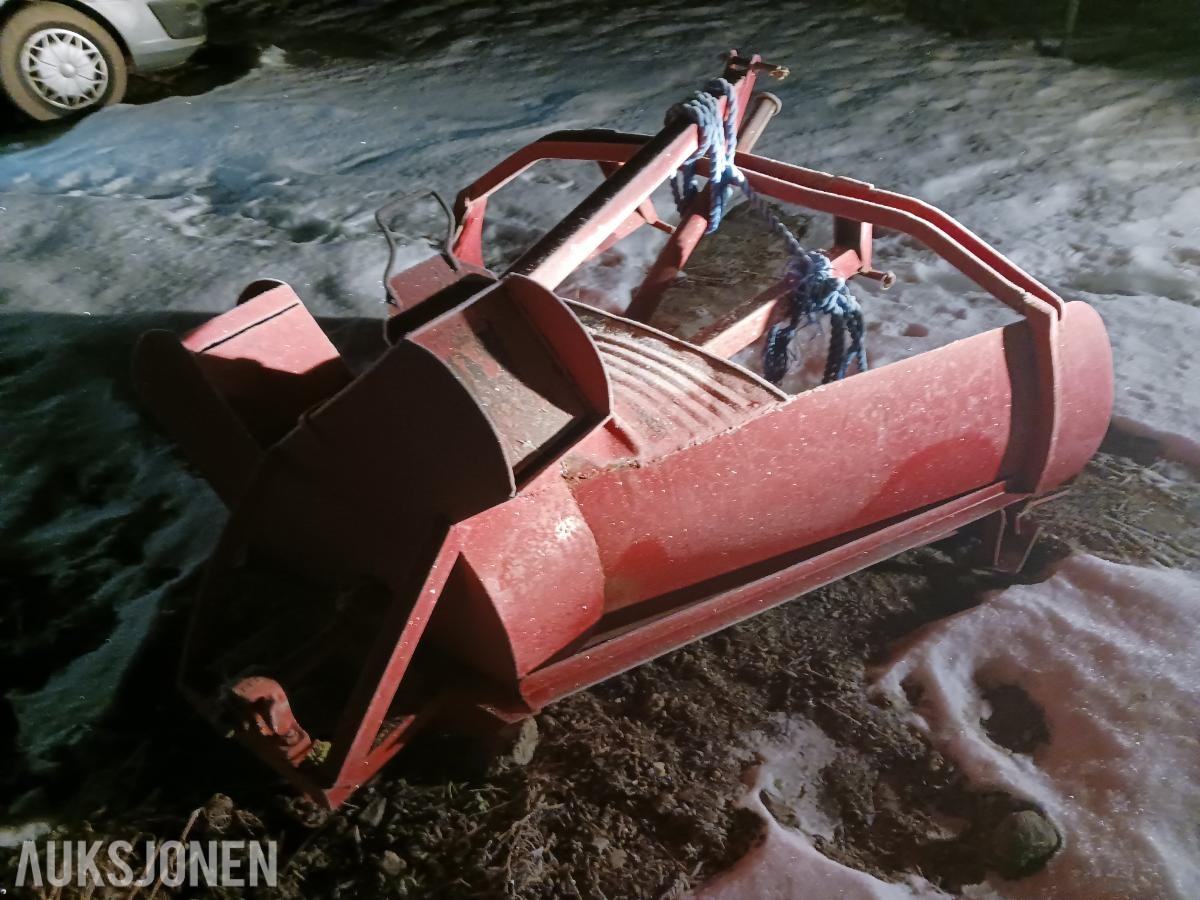 Fungerende snøfreser for traktor med PTO