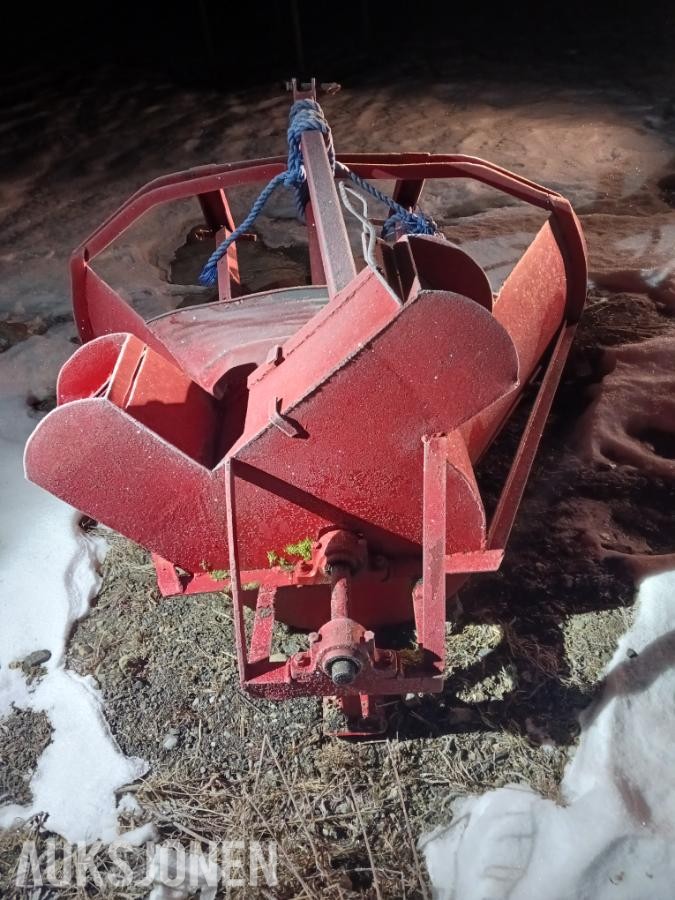 Fungerende snøfreser for traktor med PTO