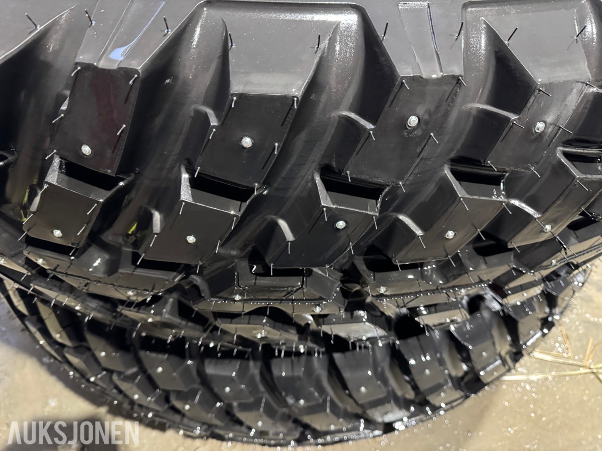 4 stk Fendt Nokian vinterhjul 480/80 R34 + 620/80 R42 med pigg