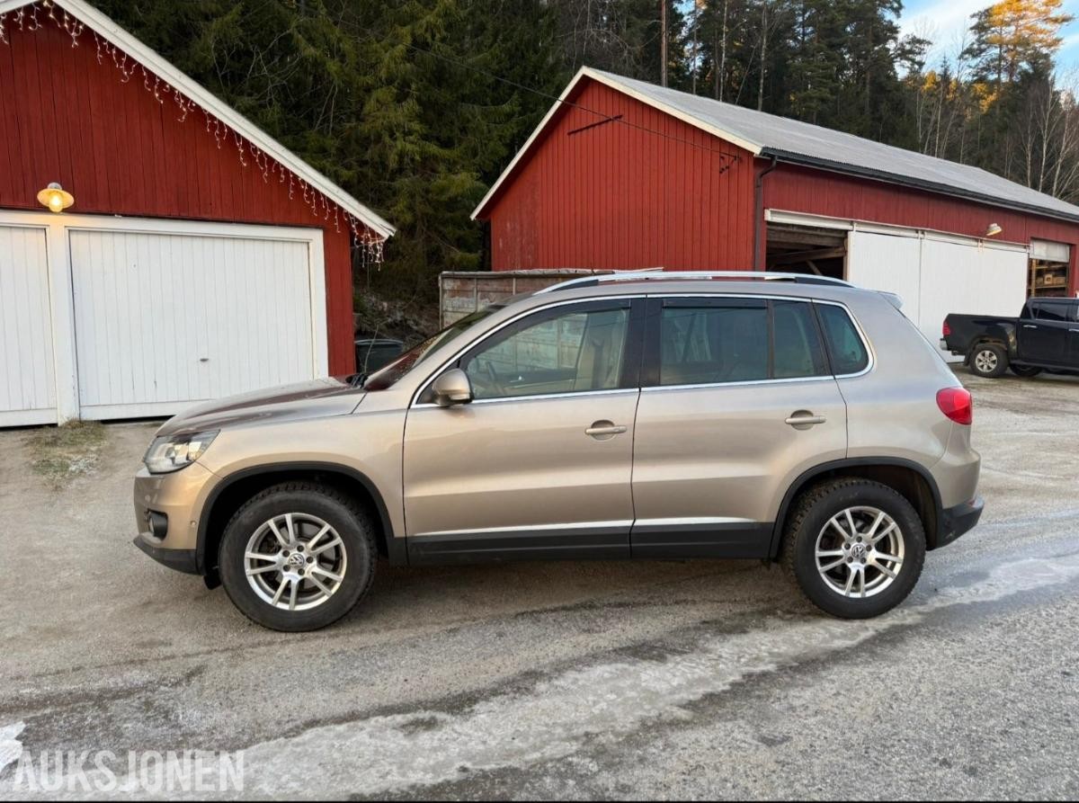 2012 Volkswagen Tiguan 2.0 diesel 140hk 4MOTION highline automat cruisekontroll soltak