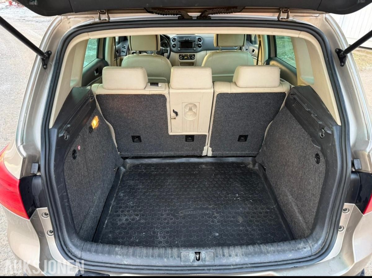 2012 Volkswagen Tiguan 2.0 diesel 140hk 4MOTION highline automat cruisekontroll soltak